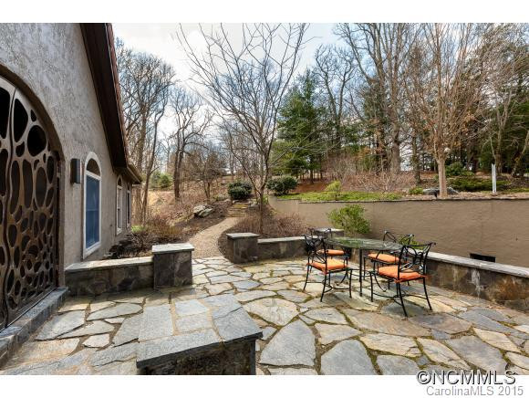 29 Crowningway Drive - Photo 4