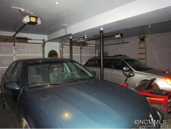 15 Caspian Way - Photo 16