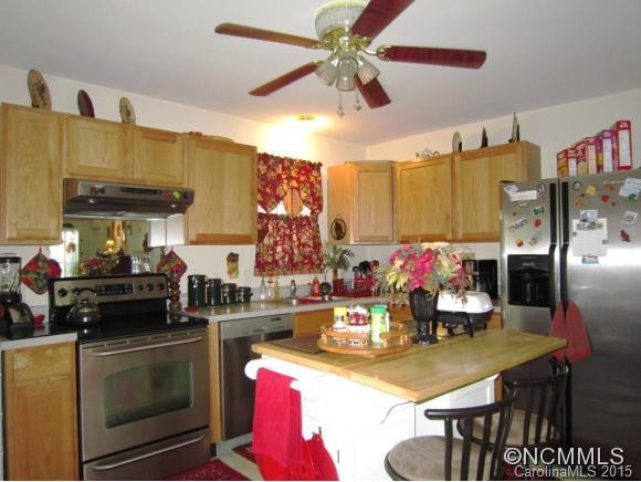 15 Caspian Way - Photo 6