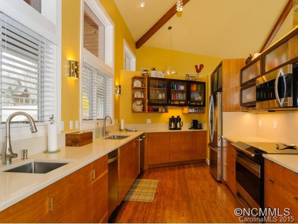 33 Chestnut Ridge Rd. - Photo 10