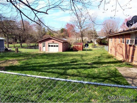 531 Brooklyn Ave - Photo 11