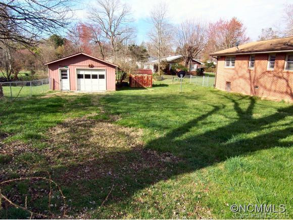 531 Brooklyn Ave - Photo 10