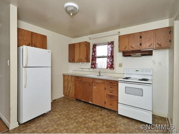 746 ASBURY ROAD - Photo 4