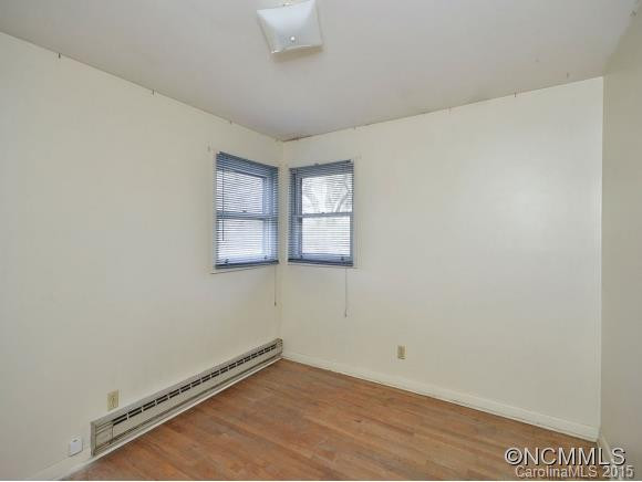 746 ASBURY ROAD - Photo 7