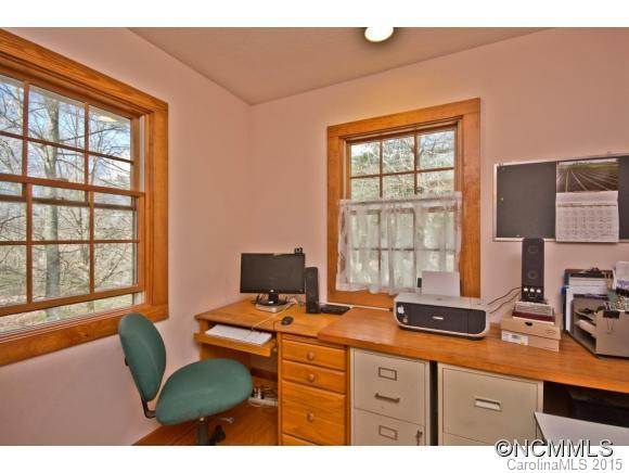 375 Green Acres Drive - Photo 10