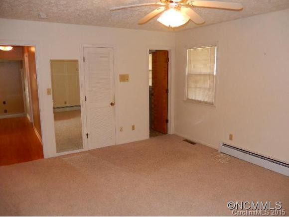 537 Walnut Creek - Photo 16