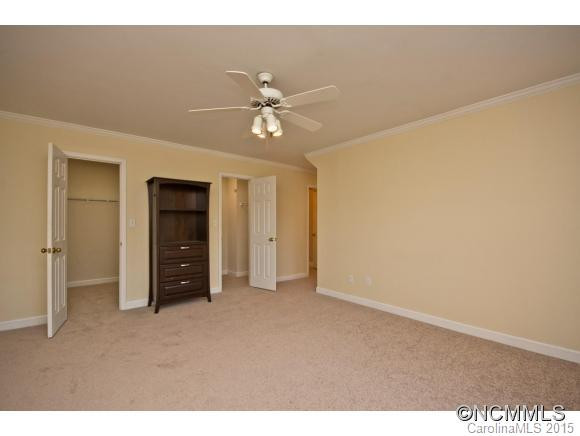 1002 Windsor Drive - Photo 13