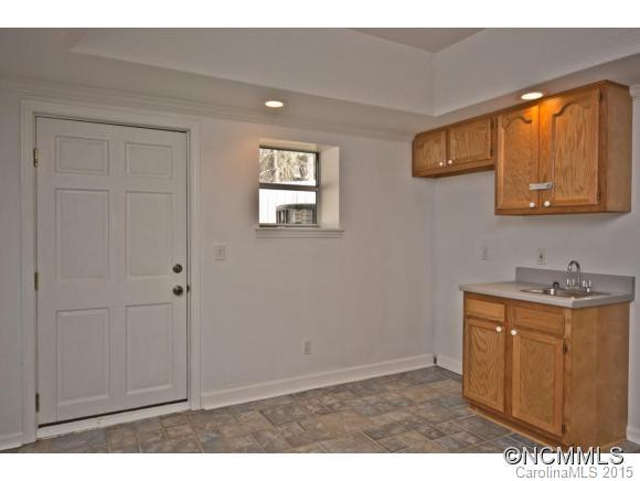 1002 Windsor Drive - Photo 21