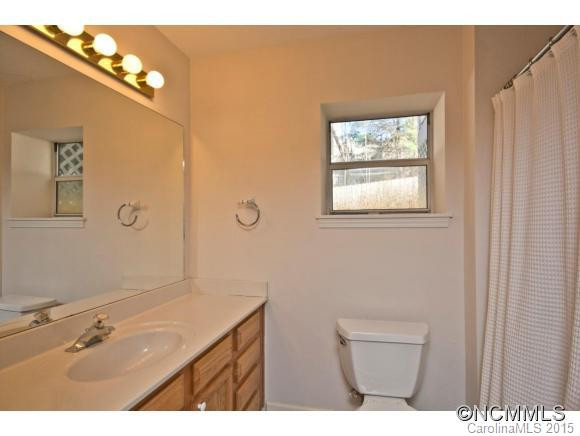1002 Windsor Drive - Photo 22