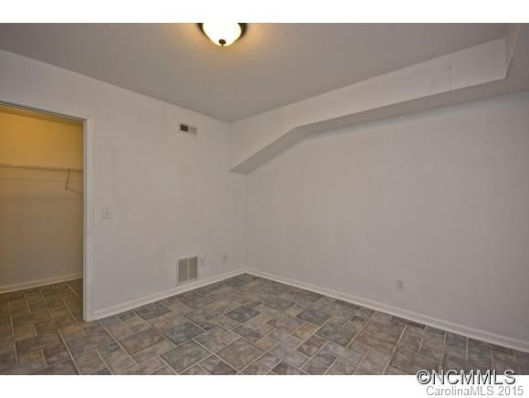 1002 Windsor Drive - Photo 24