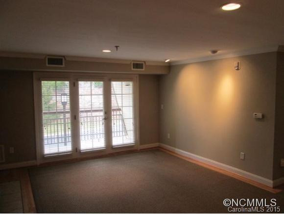 421 Bowling Park Rd - Photo 3