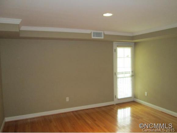 421 Bowling Park Rd - Photo 6