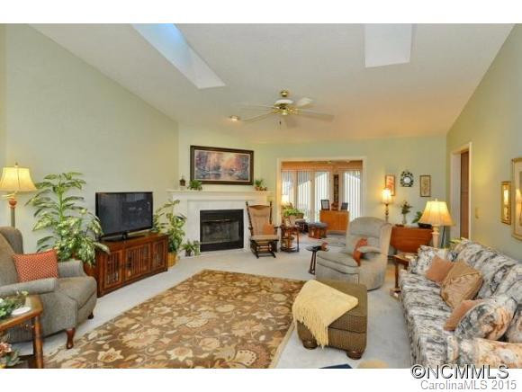 26 SAINT ANDREWS DRIVE - Photo 3