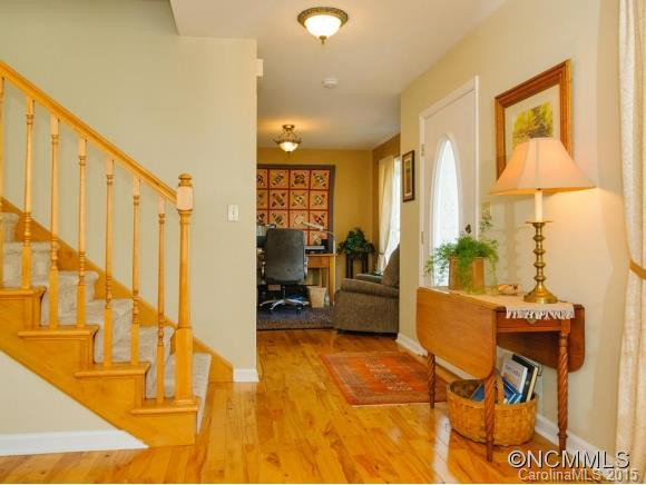 24 Village East Court - Photo 11