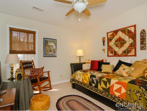 24 Village East Court - Photo 17