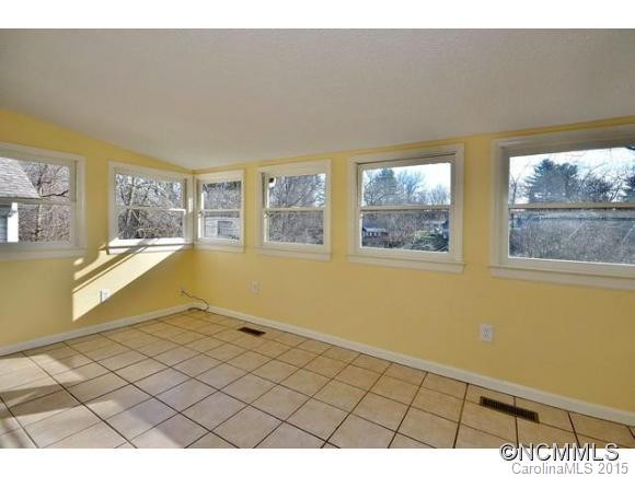 95 Vandalia - Photo 9