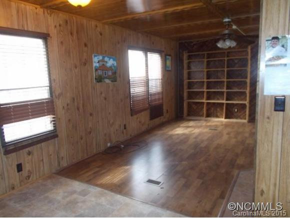 17 Twin Ridge Drive - Photo 3