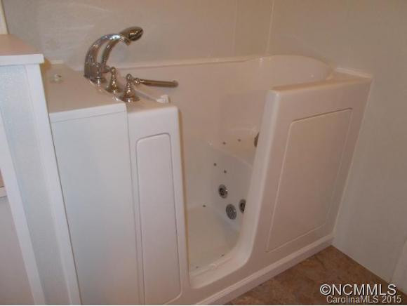 17 Twin Ridge Drive - Photo 9