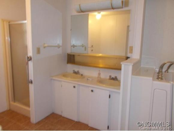 17 Twin Ridge Drive - Photo 10