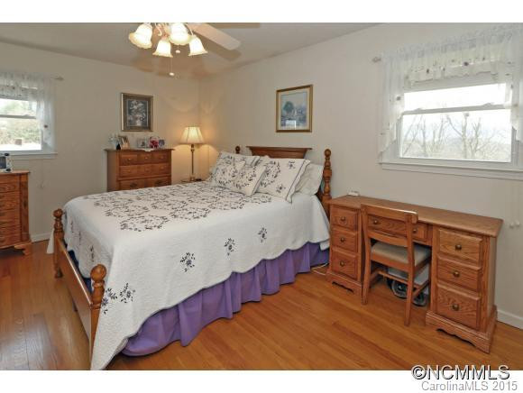 247 Woodlawn Circle - Photo 12