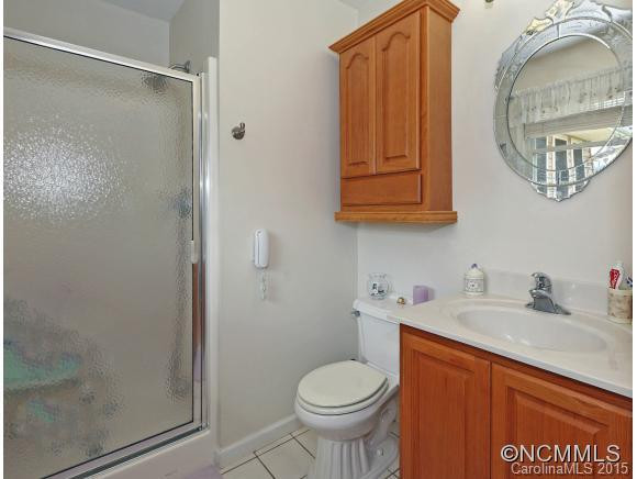247 Woodlawn Circle - Photo 13