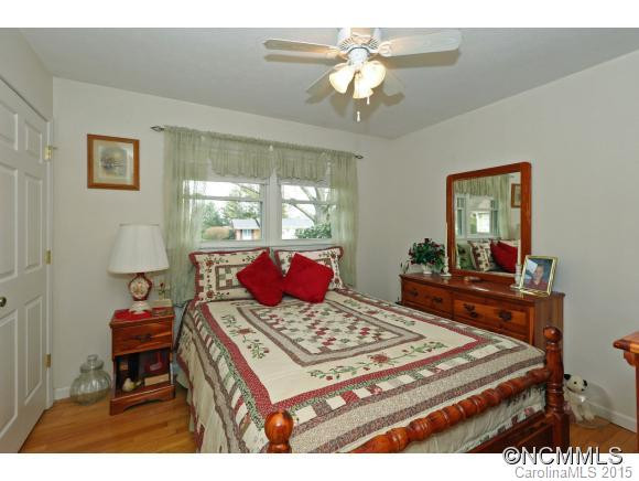 247 Woodlawn Circle - Photo 16