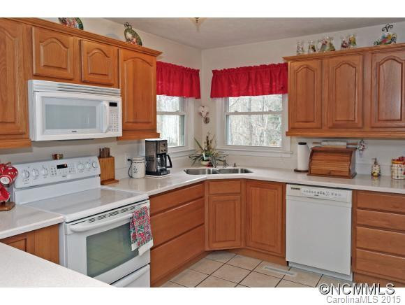 247 Woodlawn Circle - Photo 5