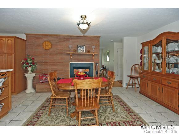 247 Woodlawn Circle - Photo 9
