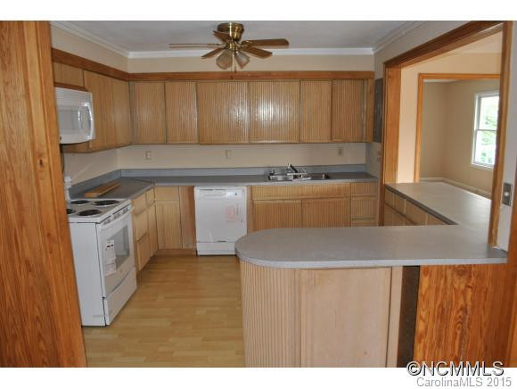 388 Ray Street - Photo 12