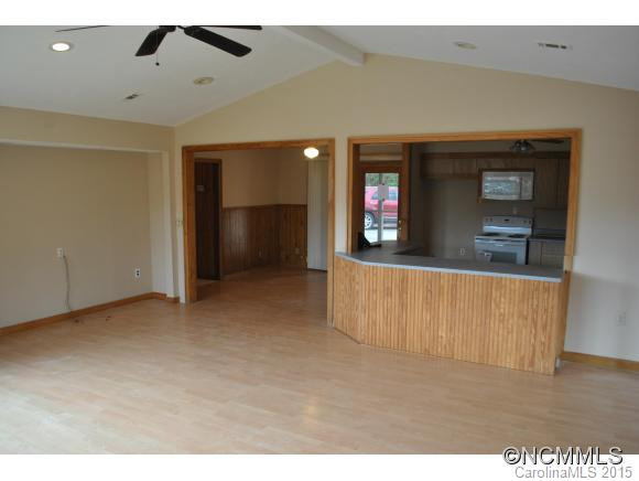 388 Ray Street - Photo 10