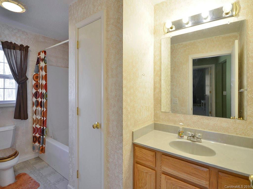 842 Grouse Road - Photo 8