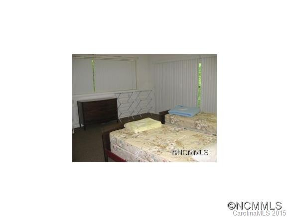 380 Flagstaff Drive - Photo 11