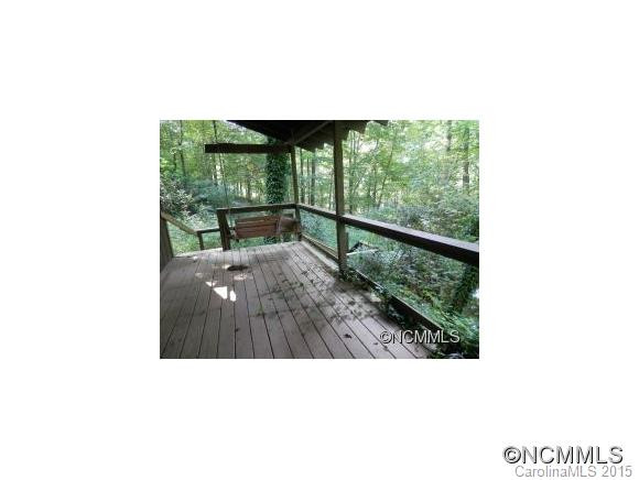 380 Flagstaff Drive - Photo 16