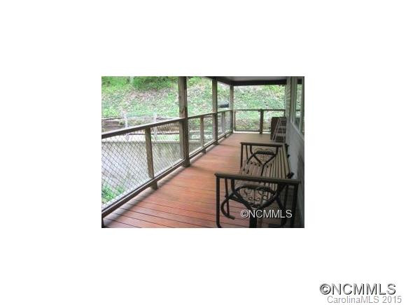 380 Flagstaff Drive - Photo 17