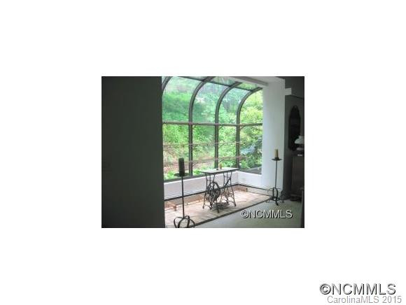 380 Flagstaff Drive - Photo 6