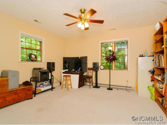 105 Sunny Ridge Drive - Photo 18