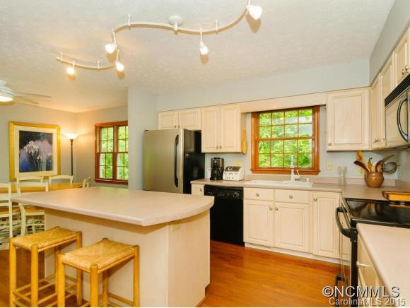 105 Sunny Ridge Drive - Photo 5