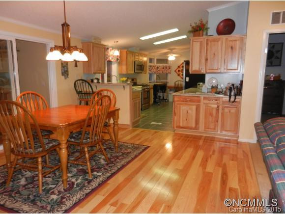 556 Old Cove Road - Photo 4