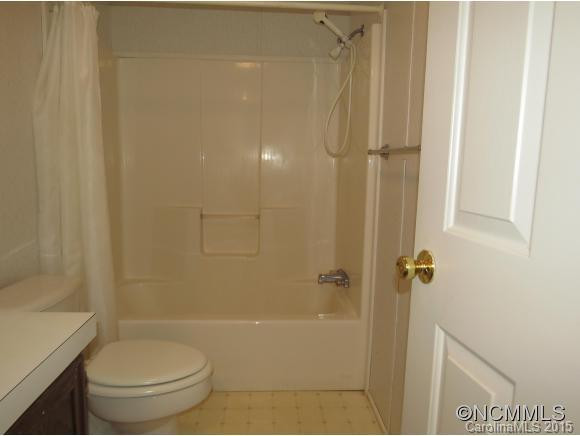2639 Old Hendersonville Hwy - Photo 15