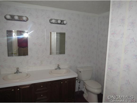 2639 Old Hendersonville Hwy - Photo 9