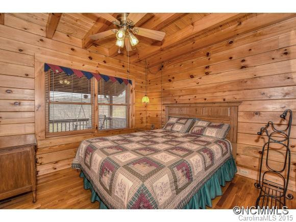 319 Catawba - Photo 15