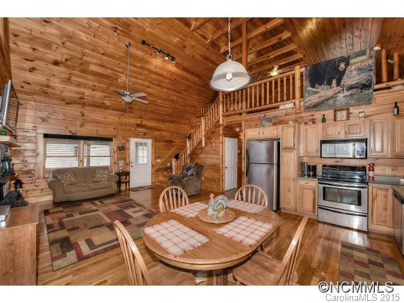 319 Catawba - Photo 6