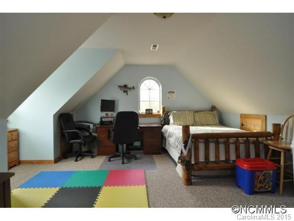577 Edwards Road - Photo 16
