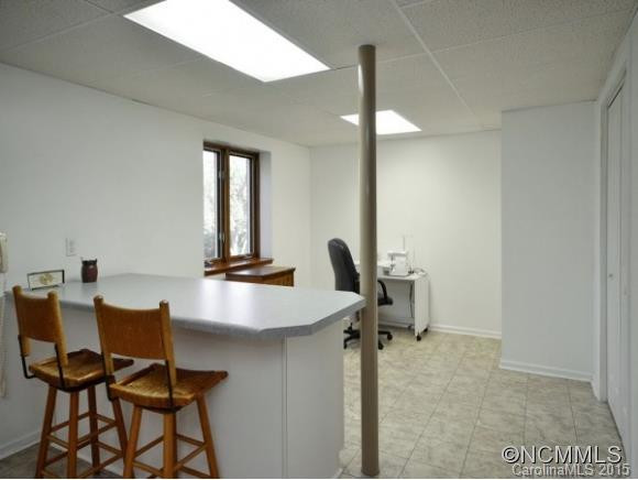 63 BEAUMONT DRIVE - Photo 17