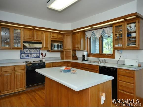 63 BEAUMONT DRIVE - Photo 8