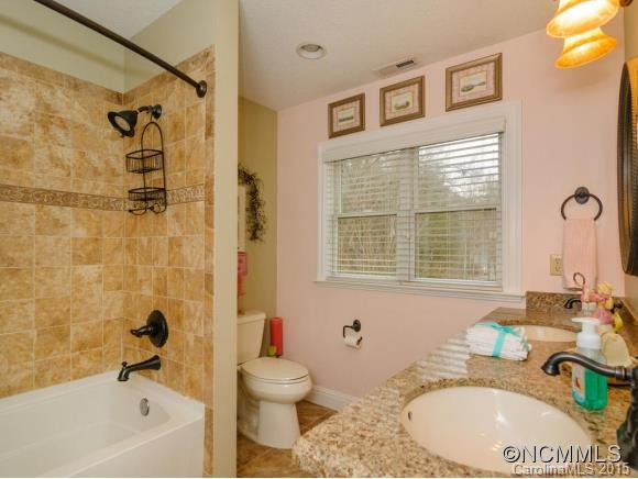 128 Churchill Downs Drive - Photo 15