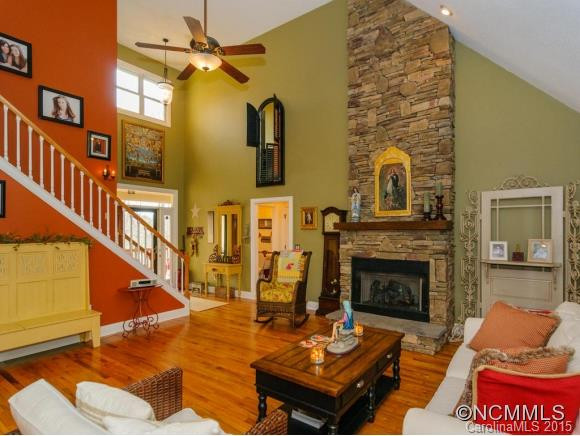 128 Churchill Downs Drive - Photo 5