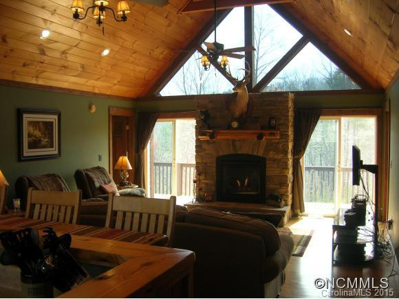 834 Cross Creek Drive - Photo 2