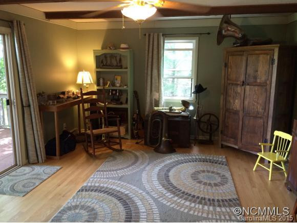 11 White Oak Hill - Photo 8