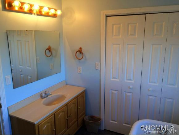 122 LM Morgan Road - Photo 15